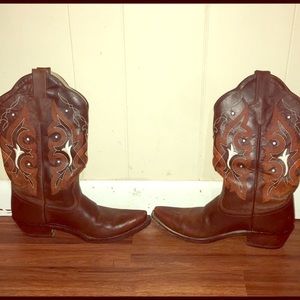 *SALE* Women’s Boots Size 8